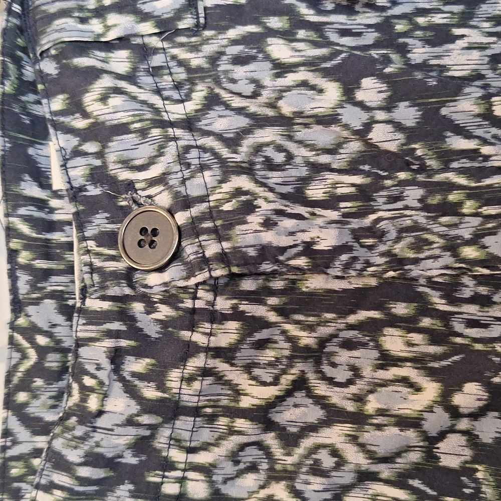 Versona Patterned Capri Pants Size Medium - image 2